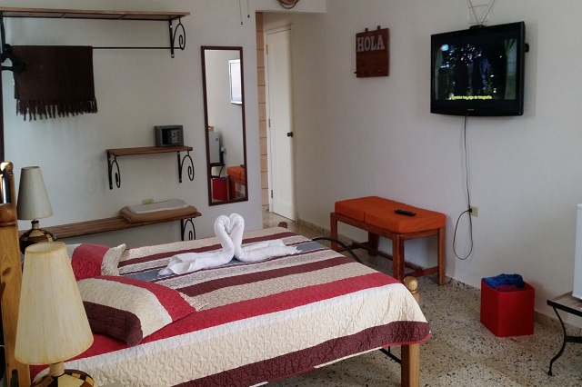 Very confortable room at Casa 46, Ciénaga de Zapata, Matanzas, Cuba