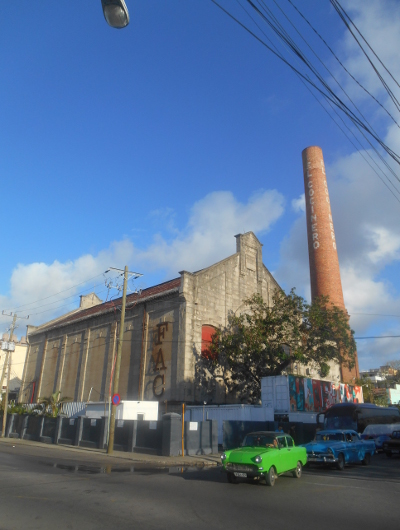 Fábrica de Arte Cubano, a unos metros de Casa Orquídea, Vedado, La Habana, Cuba