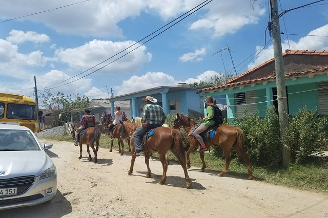 Excursión a caballo desde Casa Los Pinos, Viñales, Pinar del Río Cuba