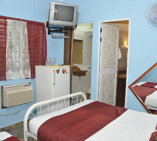 Room in Hostal Yuliet y Ariel, Cienfuegos, Cuba